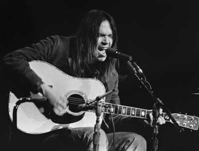 OpenMindandSoul's tweet photo. I came down from the misty mountain, I got lost on the human highway☮ http://t.co/DsTpNjXYFC