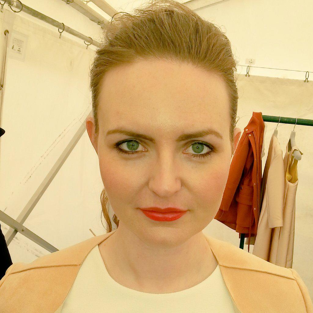 byKarenForde's tweet photo. .@harveynichols ♥my #makeup #hair 2day #catwalk @dundrumtc via #petermark #stila cosmetics last #runwayrules show5pm! http://t.co/mcZu5DGl49