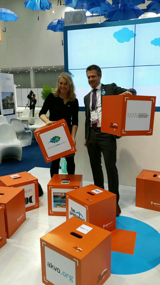 Grand opening <a href="/wwaterforum7/">2015 세계물포럼 조직위원회</a> Korea. @MelanieSvH en NL delegatie in NL Water Pavilion. Be prepared! #NLatWWF7