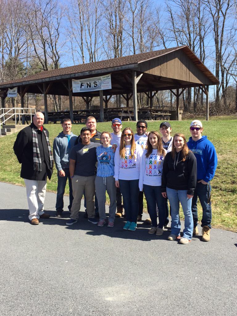 MountinCancer5K's tweet photo. Here's the group of us that helped put this event together! http://t.co/qkLVPyx44K