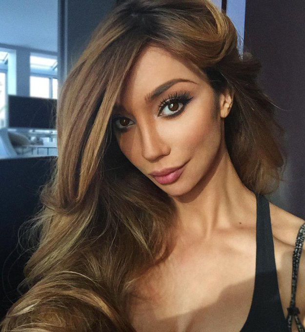 I hope everyone had a Great Weekend And everyone has a fab week! XOXO~ Yasmine Petty http://t.co/5NA<a href="/tag/mycalvins"class="tags"><span>#mycalvins</span></a>