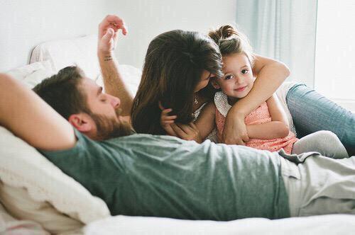 RadDates's tweet photo. family goals http://t.co/R92usL8nhU