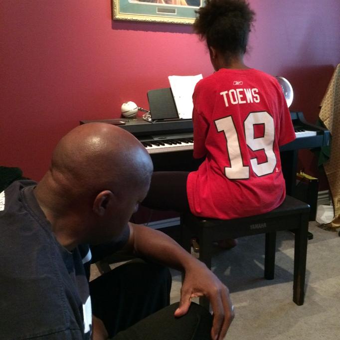 M_RayStrong's tweet image. Listening to a new song by @TheBriRay.  It's a good one folks!