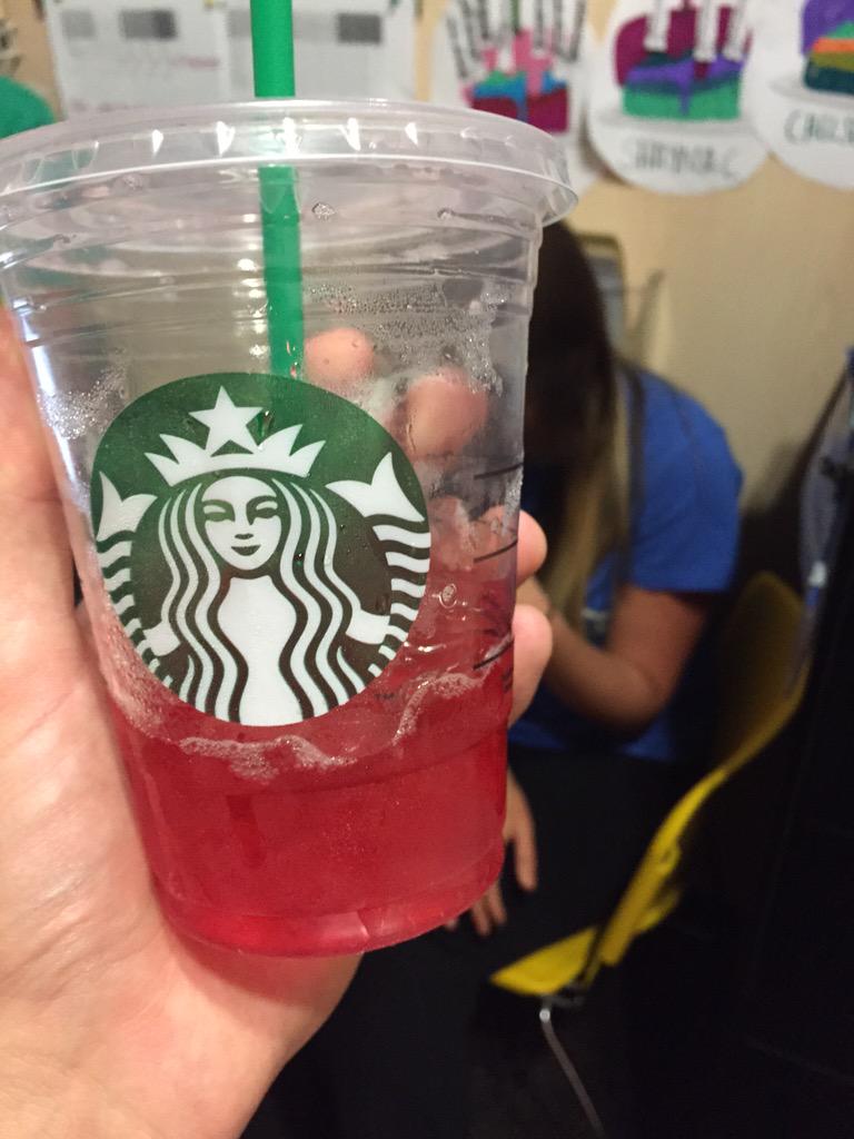 _TAT23's tweet photo. S/O to @L_Schro for the Starbucks 😍 http://t.co/QWckq72MFv