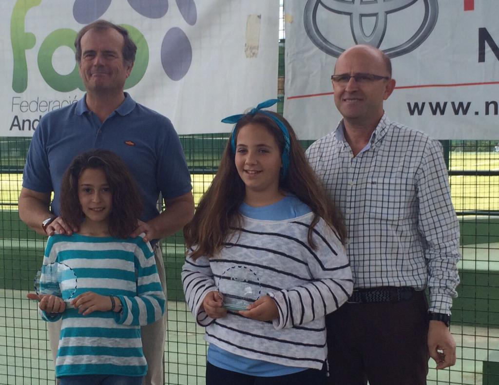 jorge_ncsystems's tweet photo. Subcampeona Alevín provincial FAP en Cádiz! Que grandeeee mi Andrea!! @isamoyac @Red21padel http://t.co/Dam09IhWXL