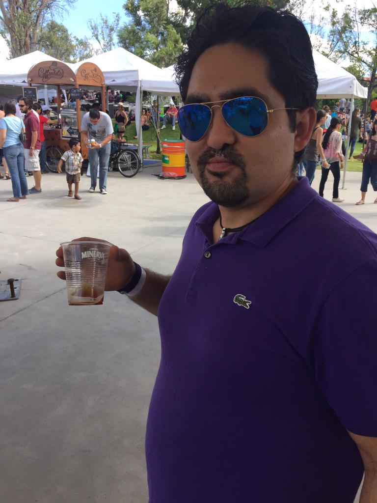 omiavila's tweet photo. @RondanteFest @taxxon_eyewear http://t.co/Ad9yHyqAjL