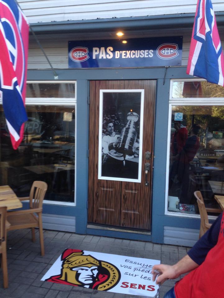 benjaminguimont's tweet photo. @M_Morency  l'entrée de la chambre !!! Va falloir y retourner durant les playoffs !!! http://t.co/rPcHj7m2IM