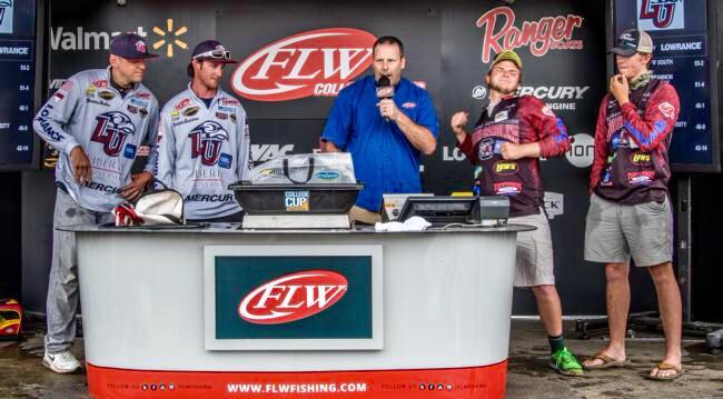 RGettysIII's tweet photo. Well Patrick and I went out on Murray &amp; brought home the hardware and won the @FLWFishing CF National Championship! http://t.co/AEjHXJR4Ps