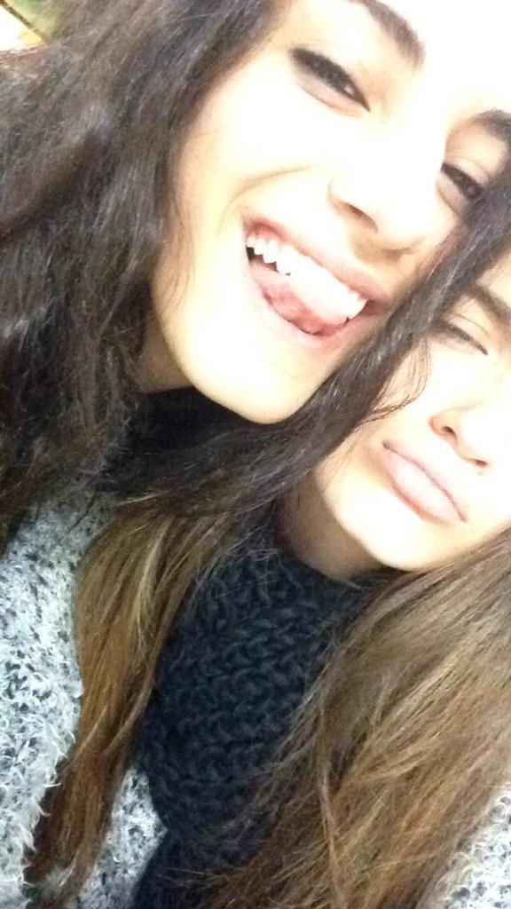 sofisofi_diez's tweet photo. Por todo lo que nos queda, love you so much 💕 #felisesdiecinueve http://t.co/eAMibmPyBD
