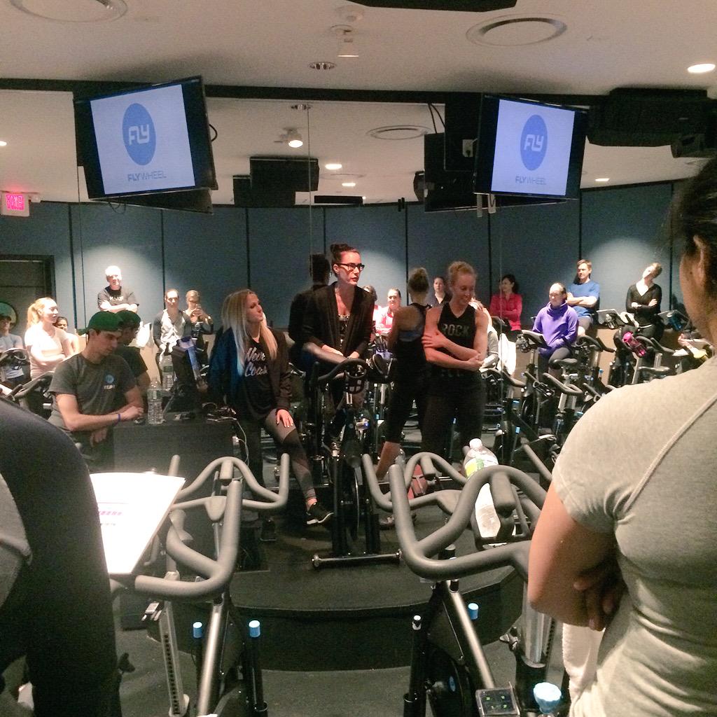 jennyj33's tweet photo. Countdown to Summer #flywheelchallenge @Flywheel 4 classes a week for 4 weeks getting the low down @MelindaSarkis http://t.co/8iEoKlhm4D