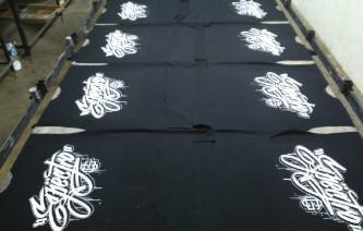 Hayuuuuh .. Kaos pertama nih .. @FOTPRIDE_TERROR ({})