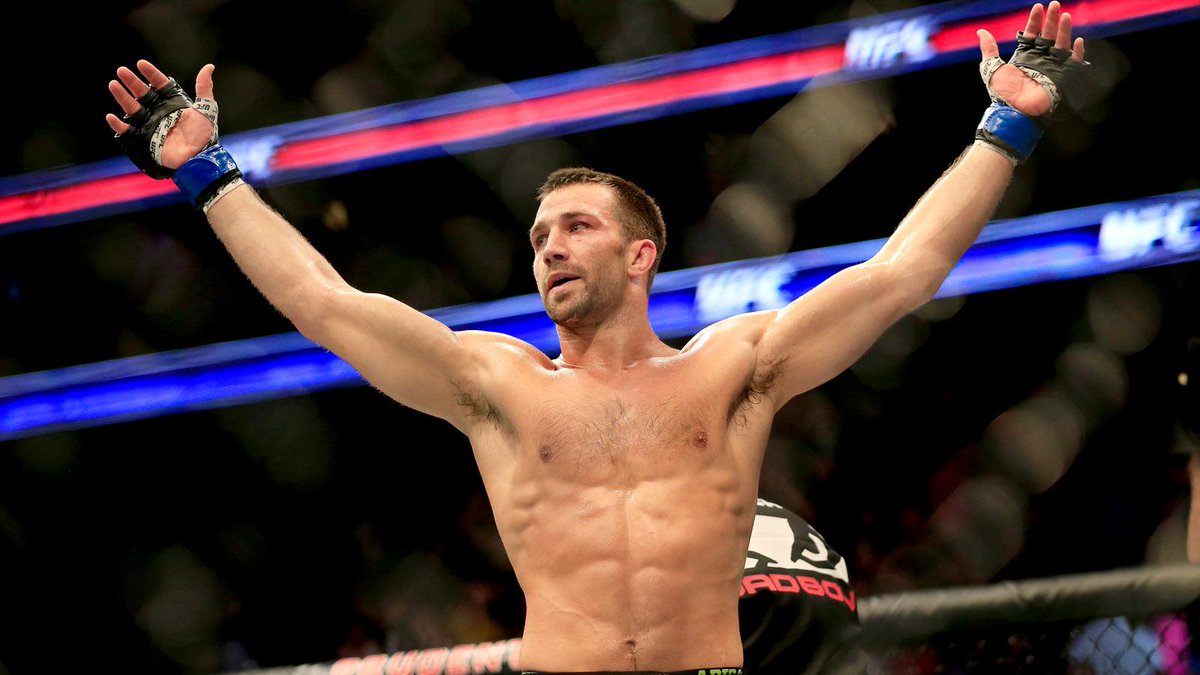 HaymakerBlog's tweet image. Making the Grade: Passes/Fails from FOX UFC Fight Night: Machida vs. Rockhold 
foxs.pt/1Q6QaWY #UFCNewJersey