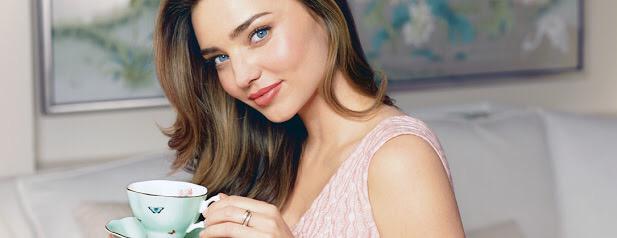 The born day of Australian model who ever became a model of Victoria\s Secret,Miranda Kerr! Happy birthday! 