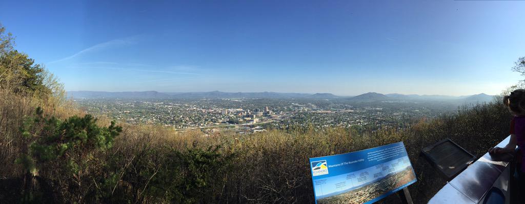 wickedrg's tweet photo. @BRM26pt2 #lovethisrace #RunBlueRidge #13pt1 http://t.co/r2fZ2iqM96
