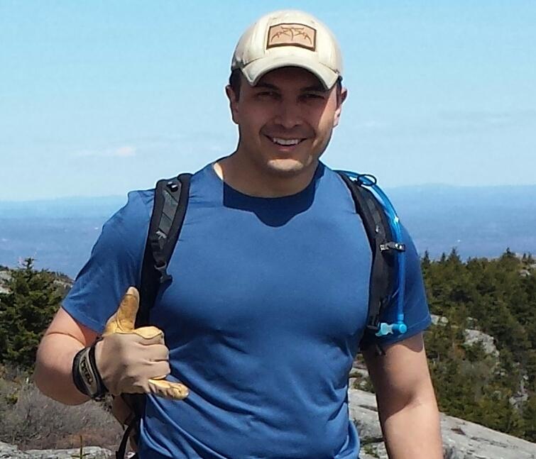 EstelaWildEd's tweet photo. Beautiful day hiking Mt. #Monadnock in NH @MountainKhakis #granitecreek #livefreeordie #Spring2015 http://t.co/USVWh4tXZI