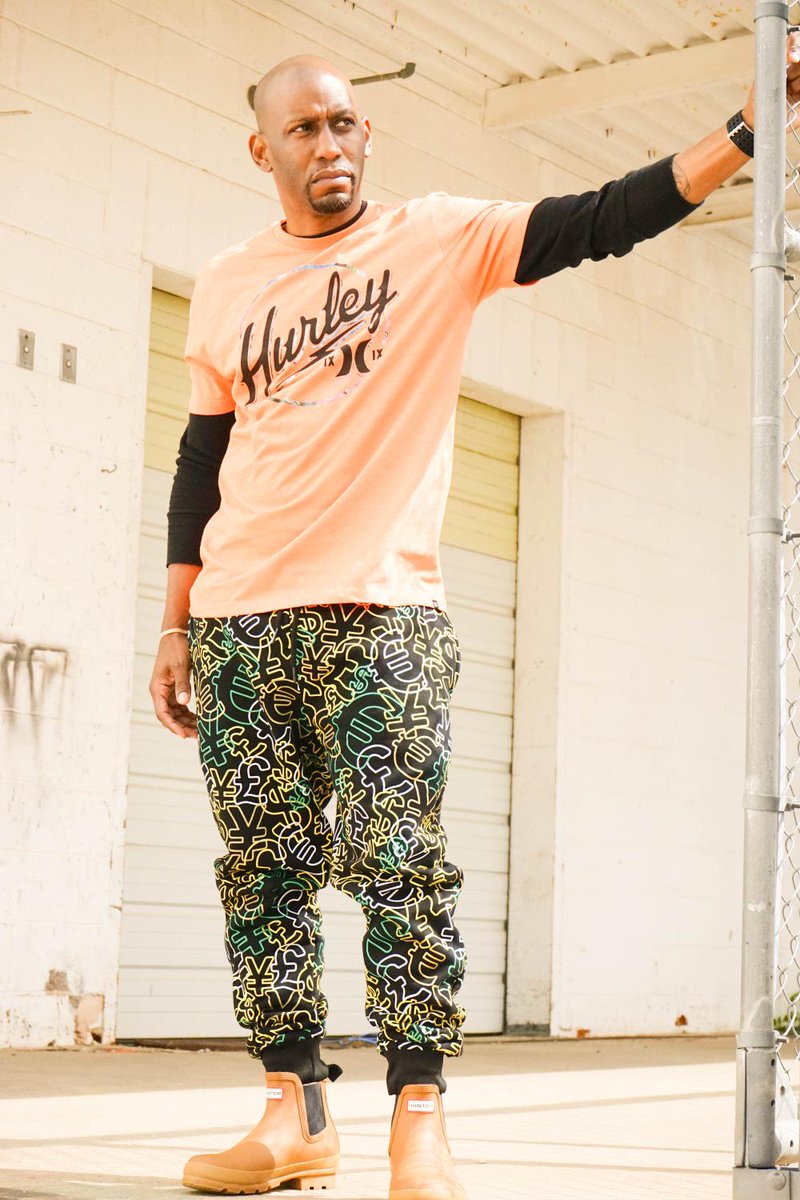 aeomvisuals tweet picture