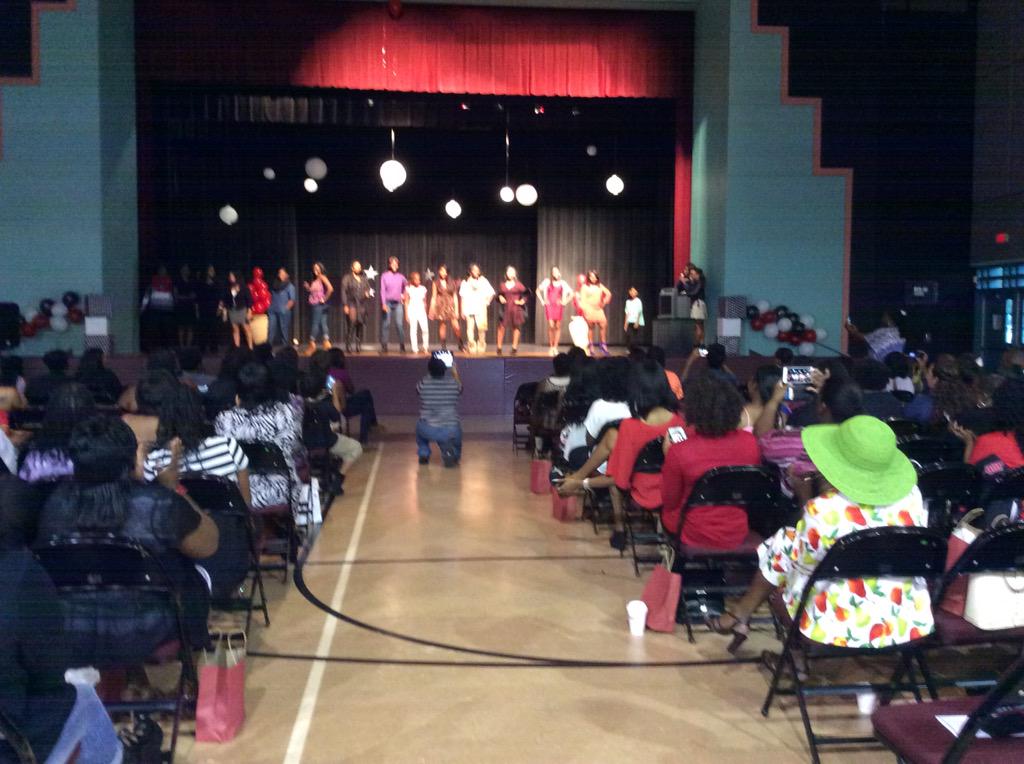 TampaDeltas1947's tweet photo. It's happening now. Our Delta GEMS are putting on a show #DSTTA47 http://t.co/WM4ZfDE12a