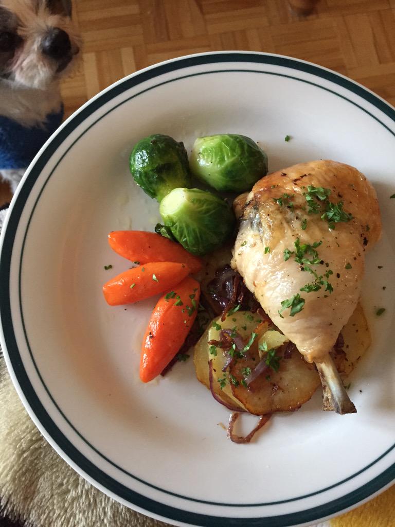 AC_JessBlodgett's tweet photo. When you date a culinary student, you get perks such as these; practice exam dish! 😍 #studentlife http://t.co/U6VmR1FFYN