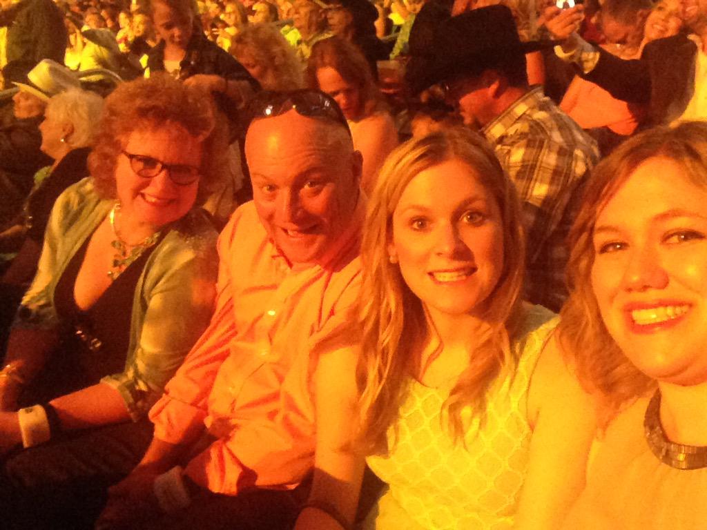 katieturnerr's tweet photo. Here we go! #ACMawards50 #ACMselfie http://t.co/Owili70UaN