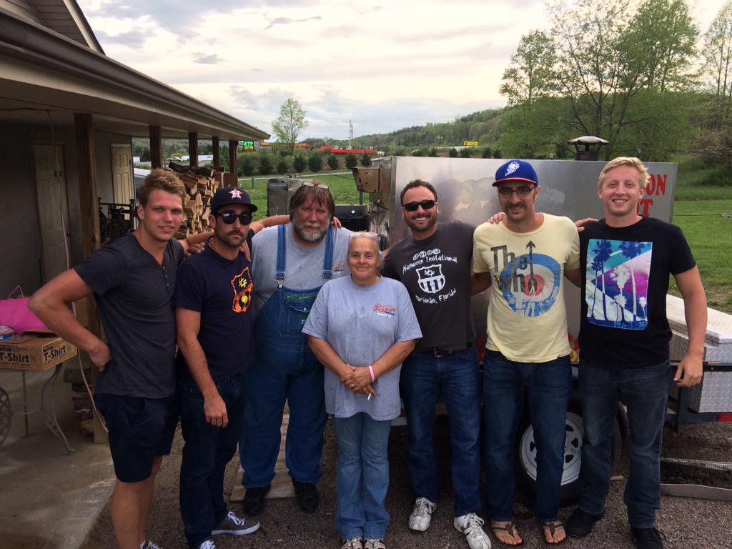 YCF_WPC's tweet photo. @Vols_Polo Hope u guys know about Slappy's BBQ.  Pure Awesomeness http://t.co/gNyykDKbKG