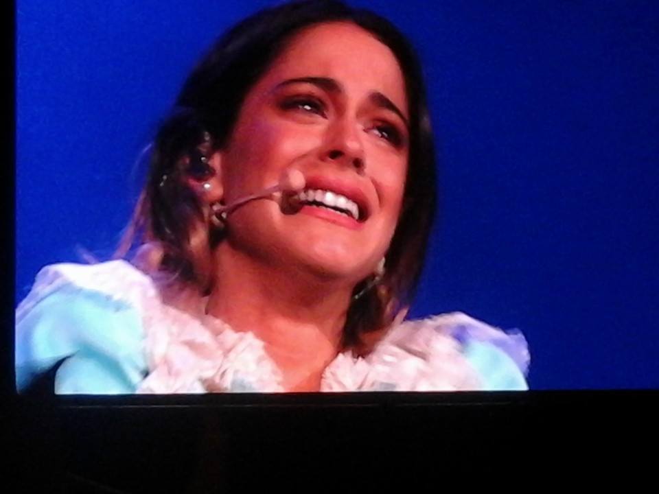 tinitienestyle's tweet photo. '' Nunca me imaginé que llegaría a esto, gracias, gracias, LOS AMO '' 👌💫
@TiniStoessel y nosotr@s a vos!♥♥ http://t.co/A3yEzvbANk