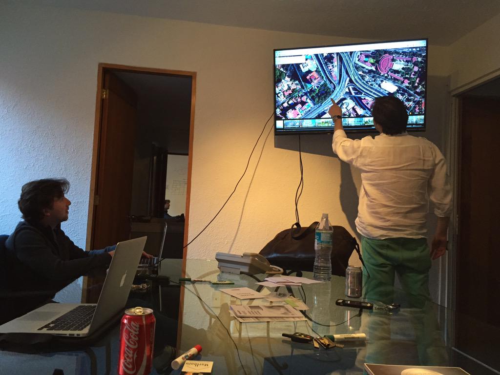 netlift_me's tweet photo. Mapping Mexico City for ride sharing in Netlift office war room http://t.co/NBi7JidW1o