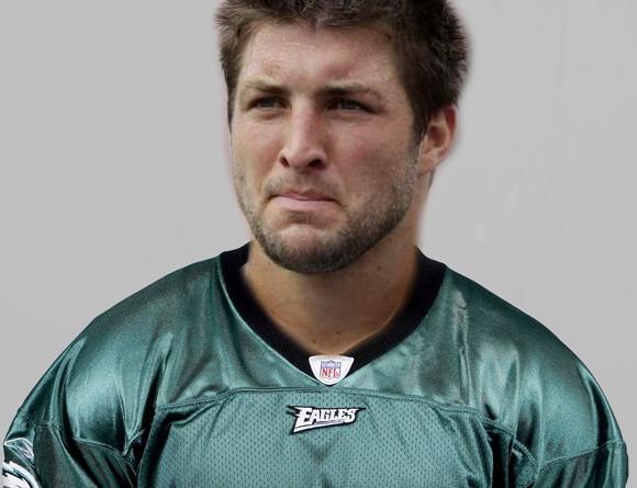 OvertonsWidow's tweet photo. @SGSFOX  Might As well Photo-shop the whole #pressguide 
#chipKelly 's medicine cabinet http://t.co/AYk7Dgd4AS