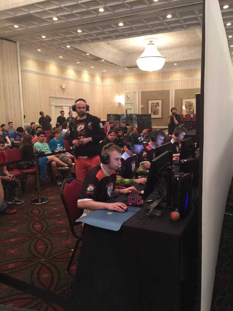 iiPolen's tweet photo. Congrats to @TeamVirtuspro for winning the tournament! @ESEA #ESEALAN http://t.co/zpaeWtihDl
