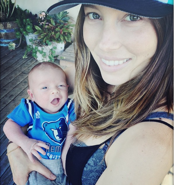 espn's tweet photo. Justin Timberlake, fan &amp; part owner of @memgrizz, isn't taking chances with his son's NBA fandom. (via @jtimberlake) http://t.co/w9Gk8yApbd