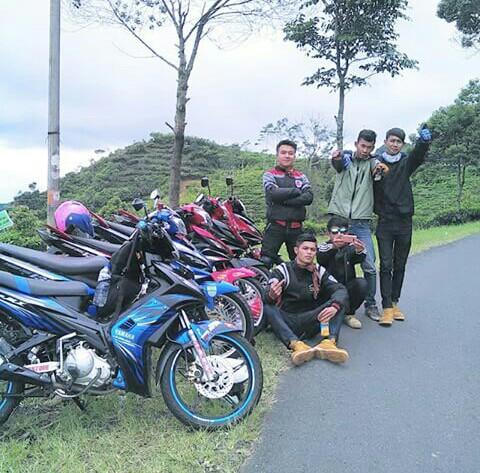 imc_cimahi's tweet photo. @imcgarut Welcome To The Family, Keep Solid jaga slalu Semangat Bikershood of "3S" IMC : "SahateSajiwaSapamikiran" http://t.co/vXIKADBNSy