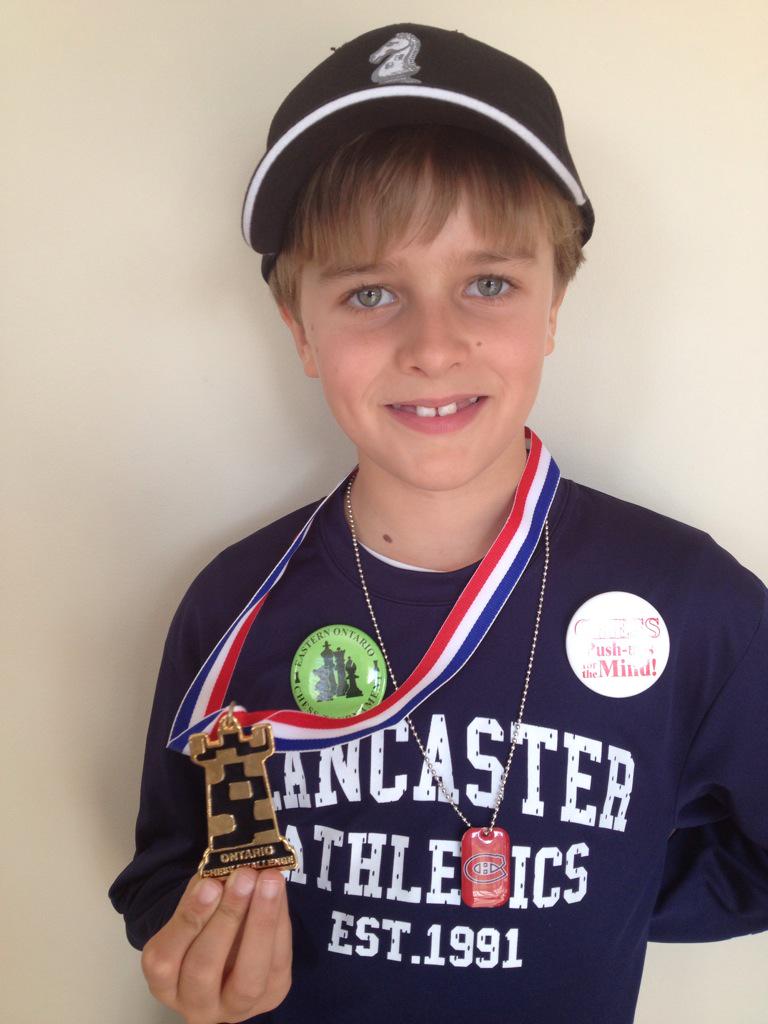 JBorgesEdu's tweet image. Eastern Ontario grade 3 chess champ today! @LancasterPSLDSB #chessmath #proudmom