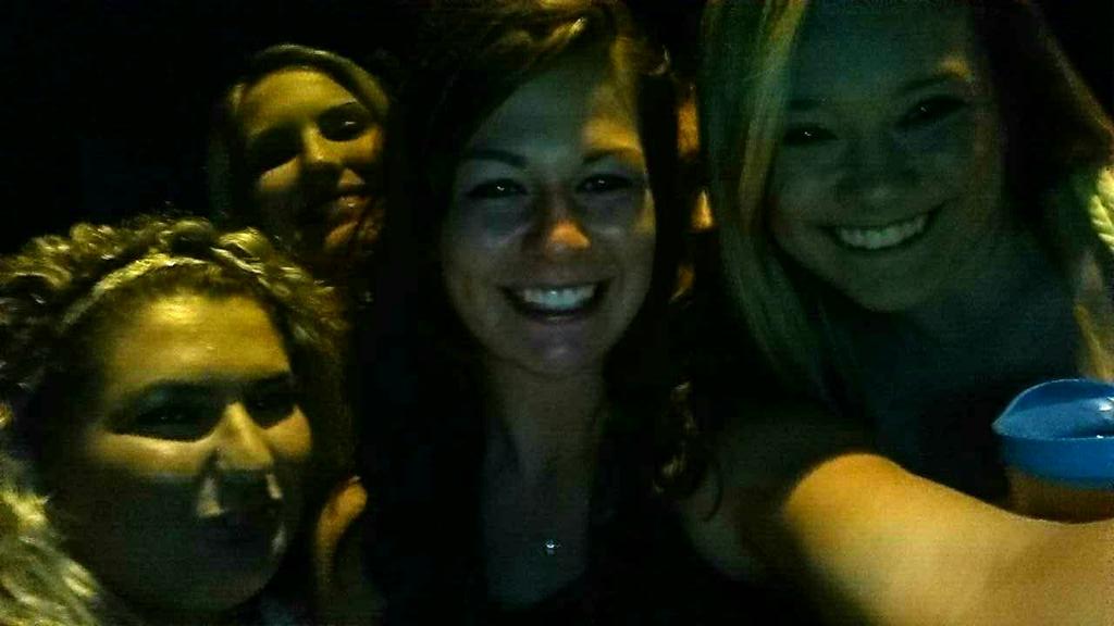 sharichhh's tweet photo. love love looove them 😍💜 http://t.co/h2KBgsxrR9