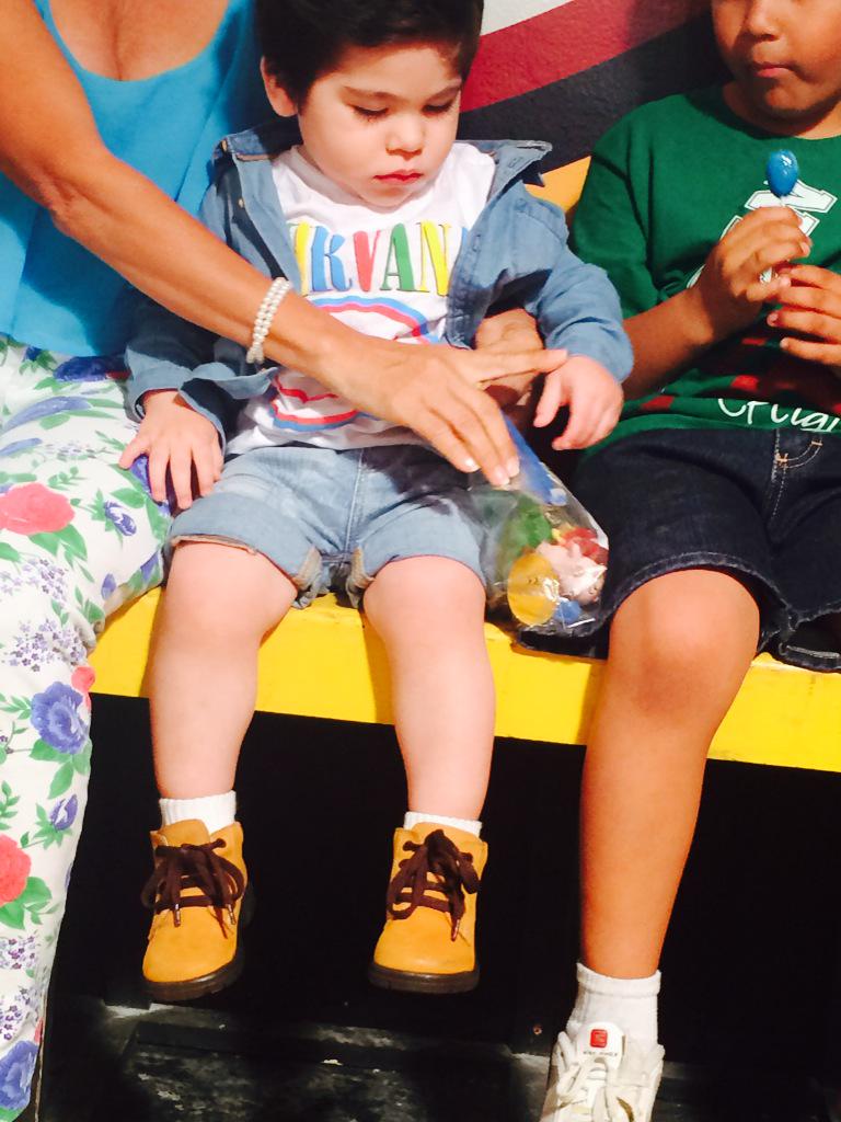 EstradaMayela's tweet photo. @JazminconJ yo quiero ser niñera de fabricio jajaja 😝 http://t.co/IFlUQKUCFh