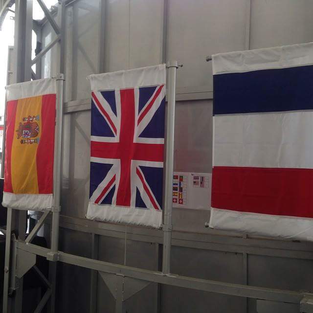 MotofamilyGP's tweet photo. #DetallesdeunMundial #Austin015 #Moto3 http://t.co/tGDmReOKR4