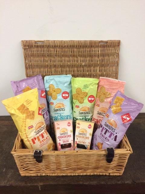 candismagazine's tweet image. Today is your last chance to RT to enter to #win a @WalkersSunbites hamper to celebrate the new range of crackers!