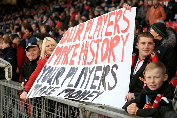 Red Miss Devil tweet media