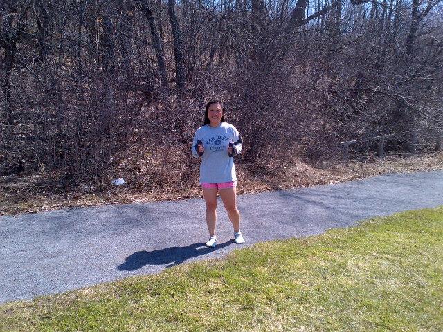 Sugartamer's tweet photo. @dewittengaged #movingDeWitt 1st day 2015 in shorts for run at JDMS field, families out, not a cloud in sky! http://t.co/yvw0pz8WIV