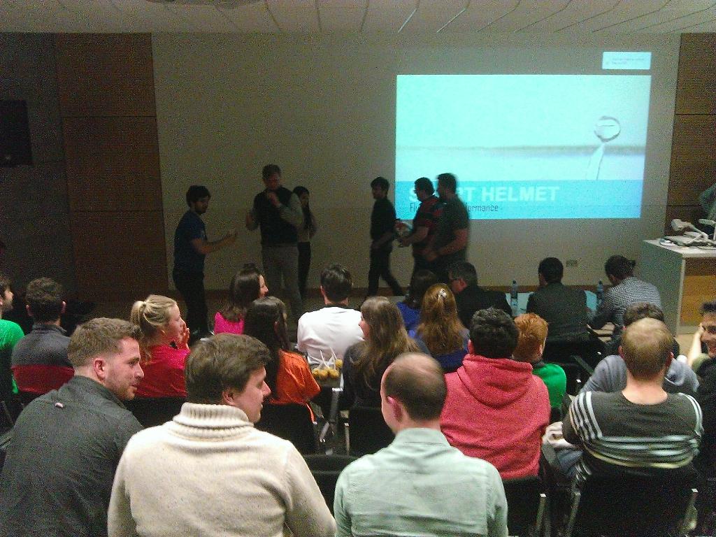 KehlanK's tweet photo. Some great pitches here at #swlimerick @BOIbusiness #startupweekend http://t.co/sYADDZhcAD