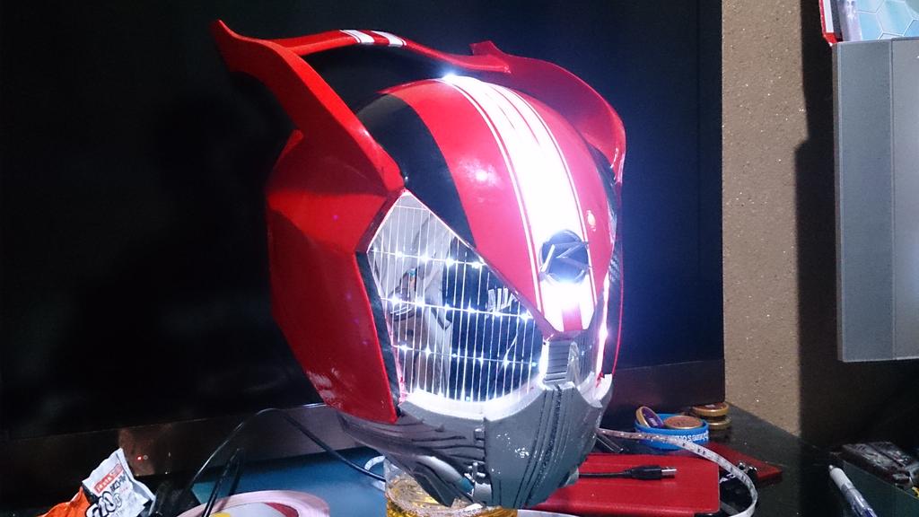 仮面ライダーキンタロウ コスプレマスク（複眼発光ギミック付き） 仮面ライダーキンタロウ コスプレマスク（複眼発光ギミック付き）