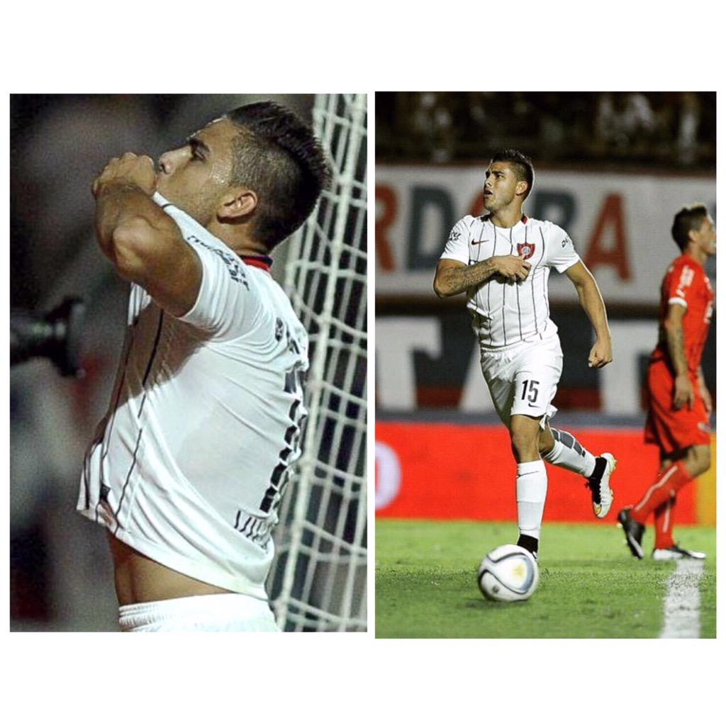 TitoVillalba15's tweet photo. Venite a boedo...
Esto es una fiesta..❤️💙❤️ http://t.co/Aw3xgoHPGS