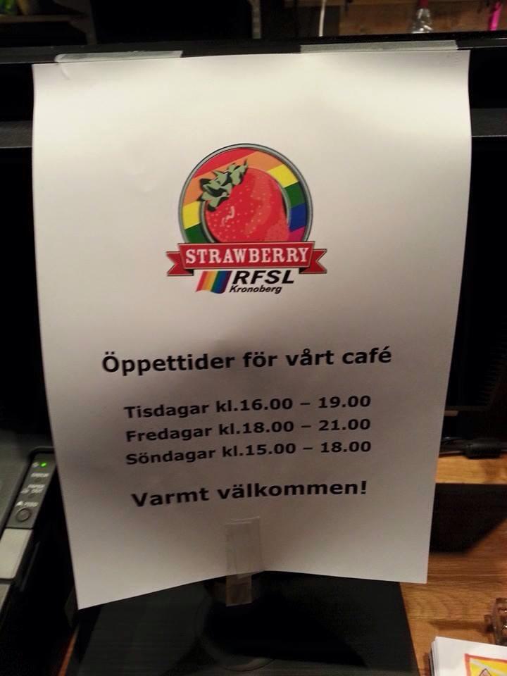 RFSLKronoberg's tweet photo. Hej medlemmar! Efter medlemsmötet idag har vi nu NYA öppettider från och med 13 april. #rfsl #växjö http://t.co/sB8pvmLGML