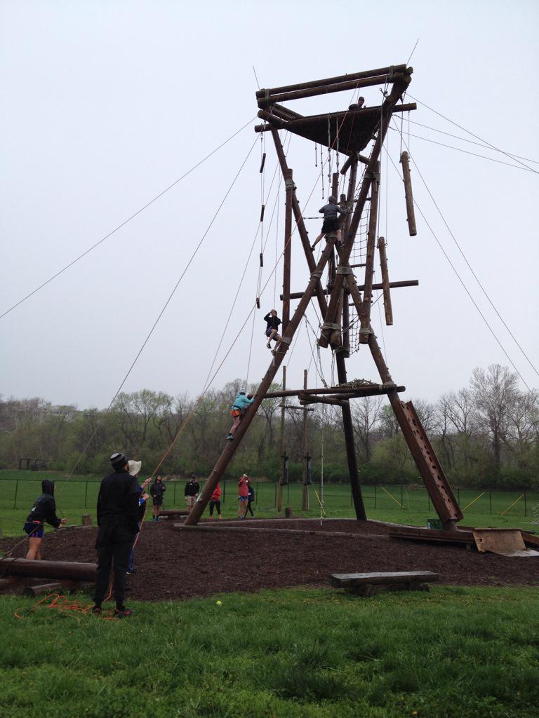 SummerWelcomeMU's tweet image. With a happy refrain
Just trainin',
Trainin' in the rain