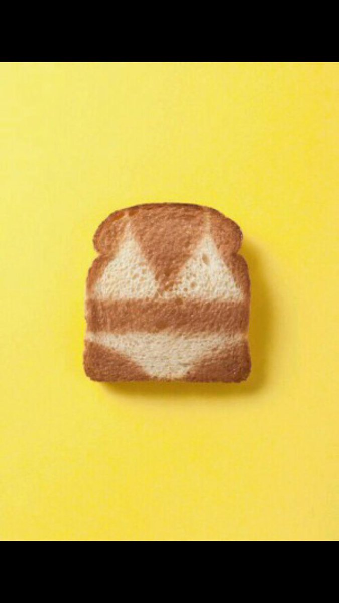 pollock_erin's tweet photo. This piece of toast and I look strangely similar. http://t.co/qdUnpmm8eF