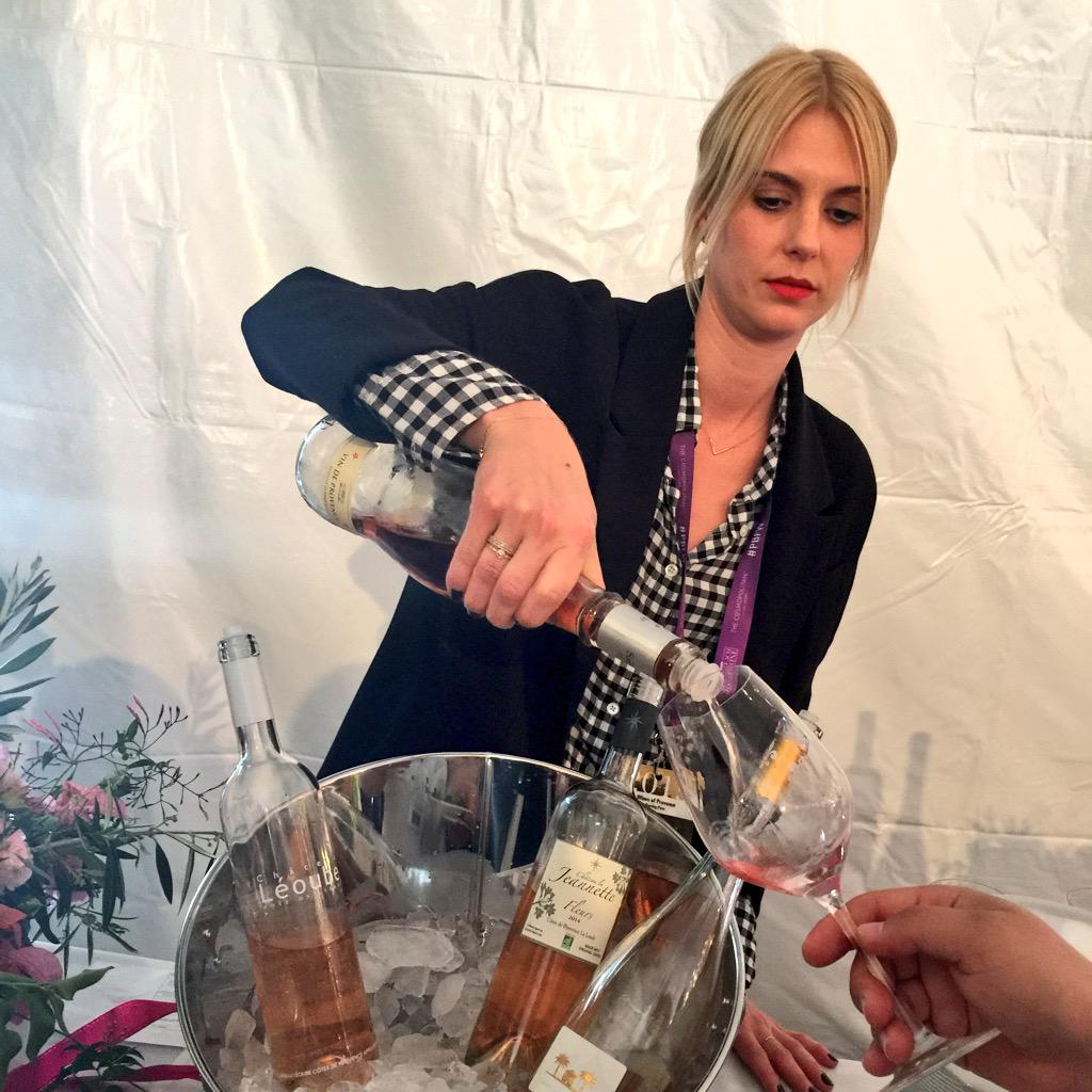 PalateXposure's tweet photo. La Vie en Rose @PBFW
#wine #food #travel #photography #fun #PBFW #pbfw2015 #champagne http://t.co/2CSwXHJ6lp