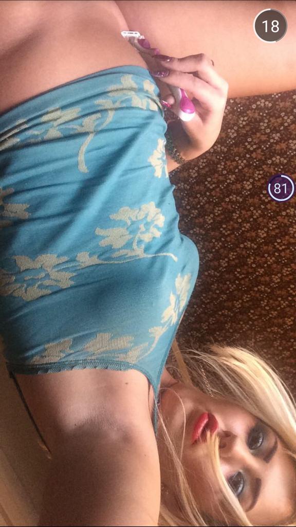 twithottys's tweet photo. @get50me @18_HOT_18 @SexyModelsOMG @PornoBrazil @xDannyBoy92 @hottychix @OH_Eddy @swo2212 👉 @chantelleHallx http://t.co/W6i1KFo8Z4