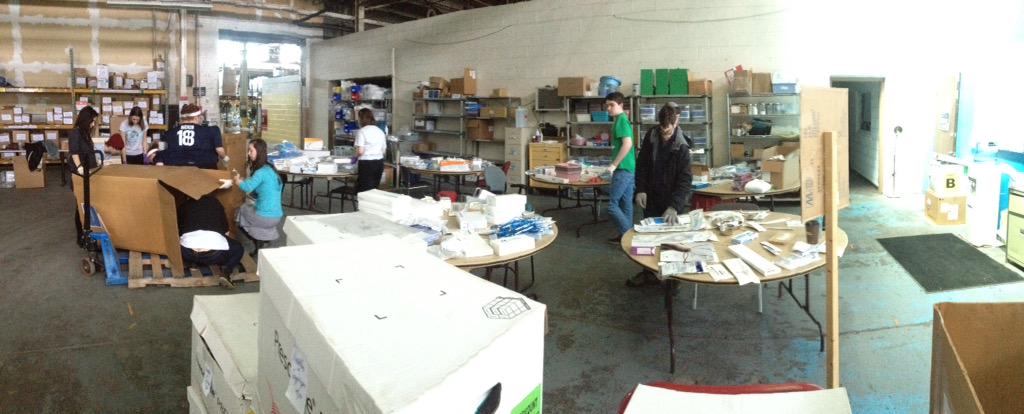 ClevelandJserve's tweet photo. How did you volunteer today?  Use the hashtag #clejserve2015 and #DoGoodCLE @medwish http://t.co/WAOpaW7aaa