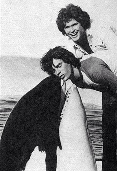 dantelechat's tweet photo. Pets be like this.
#MacGyverTricks
#MichaelKnight, #MacGyver and #Orca.
#RichardDeanAnderson #DavidHasselhoff http://t.co/bNT7YwGFrU