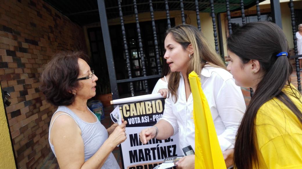 MBMartinezR's tweet photo. Creemos en Una Venezuela Progresista donde todos nos abrazemos por igual, una Venezuela Tricolor @ActivismoPJ http://t.co/TbjMAtJqYR