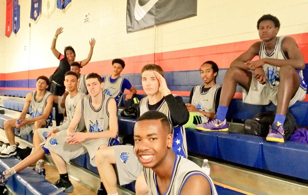 Sarahbezeee's tweet image. The @AzMagicElite 17's sweep the Lithuania Elite 91-64! Next stop semi-finals #PangosSpringSpectacular 🏀💯