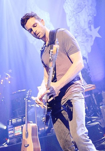 Happy birthday Guy Berryman 